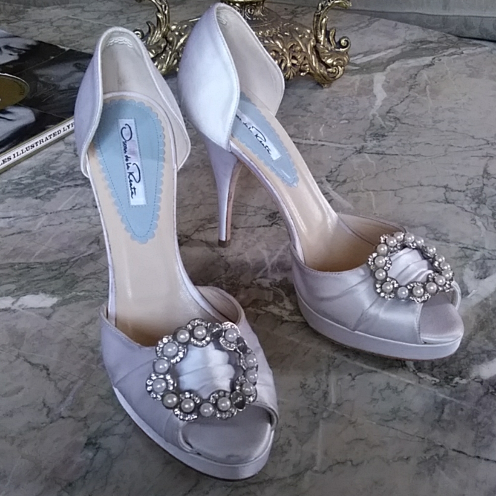 Oscar de la Renta satin shoes